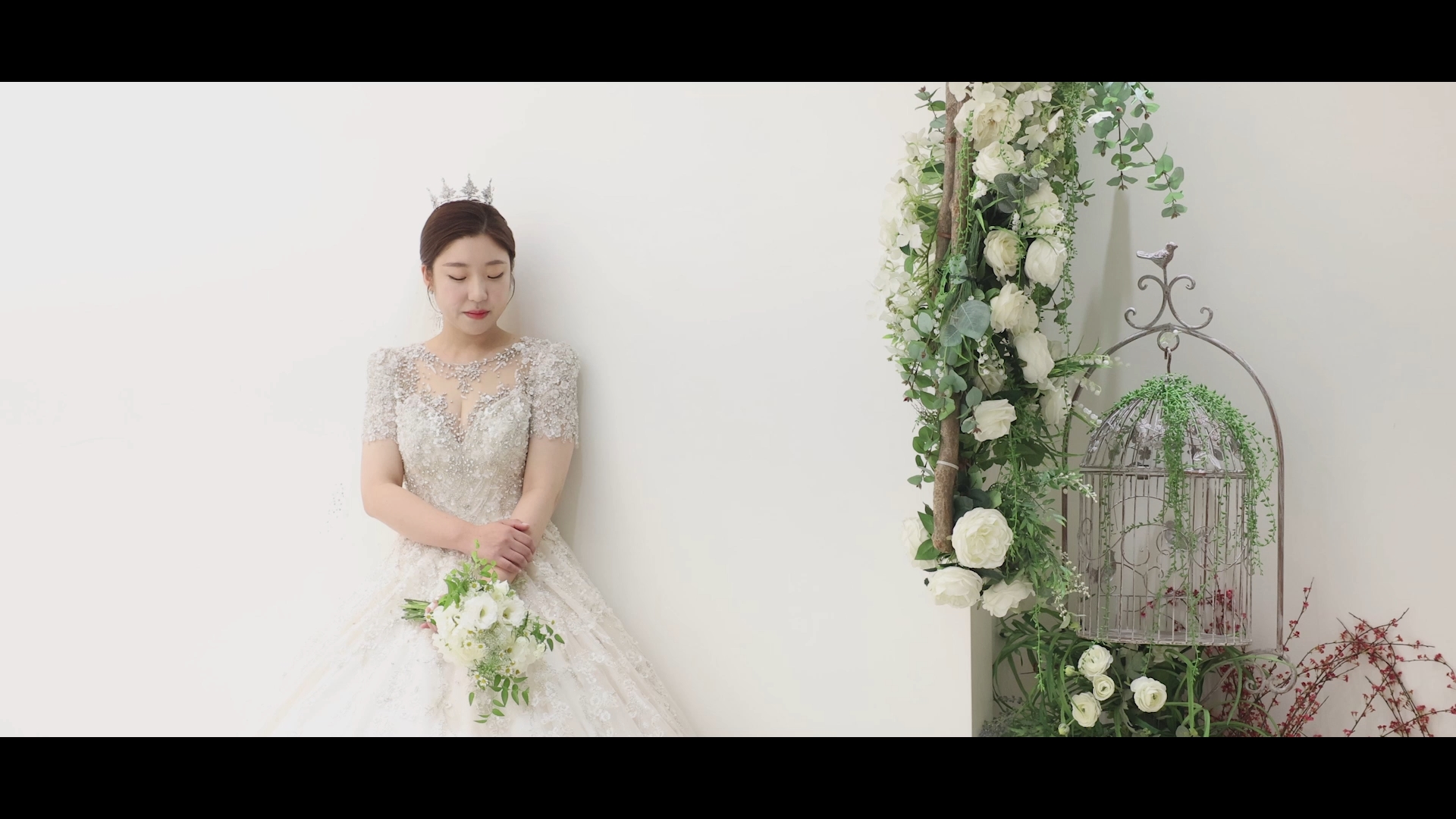11월6일 그랜드블랑 웨딩영상 전체스케치.mp4_snapshot_01.16_[2022.01.10_16.38.57].jpg