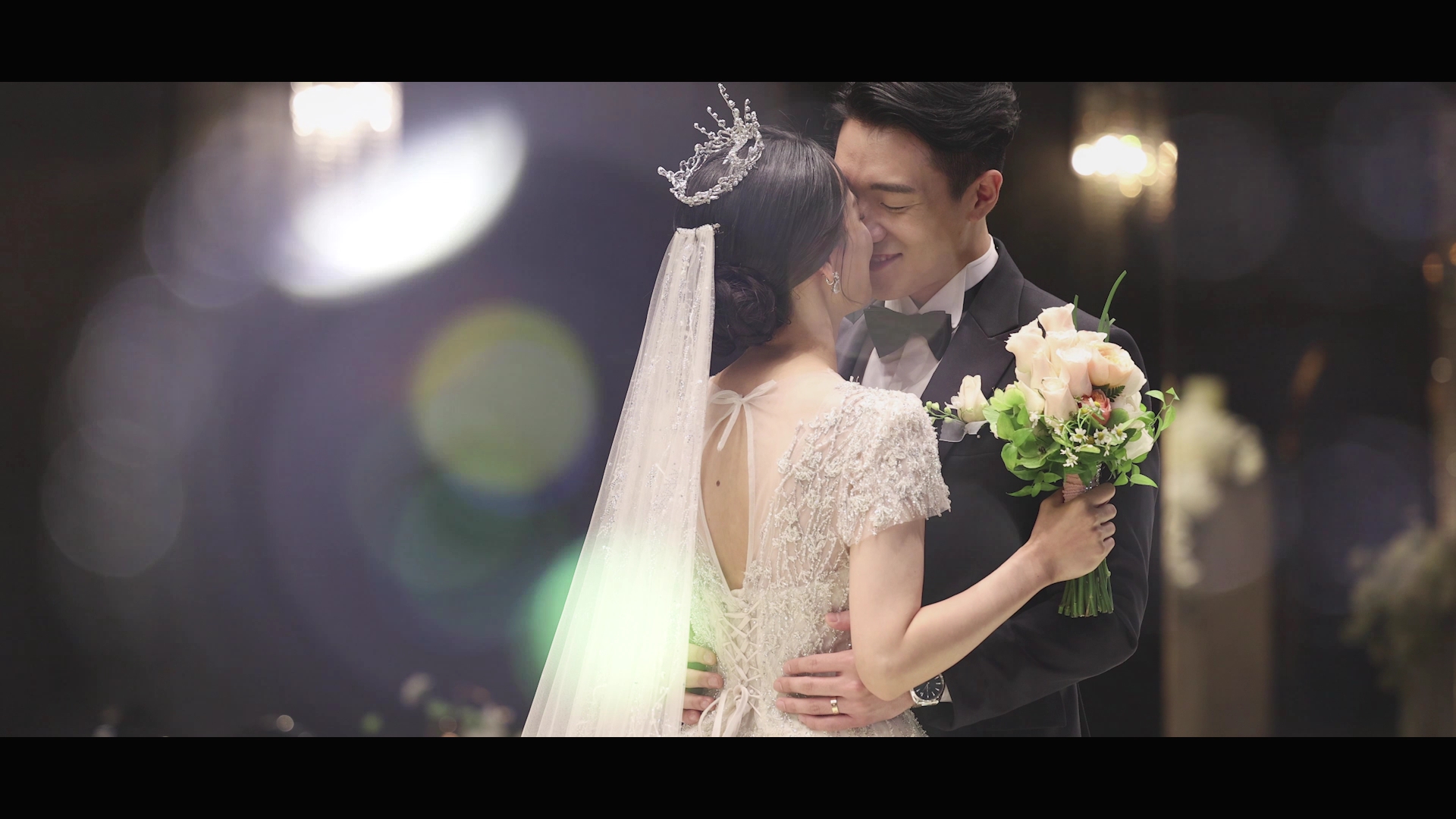 더에스웨딩홀 김민재 이하은 웨딩영상 전체본.mp4_000045712.jpg