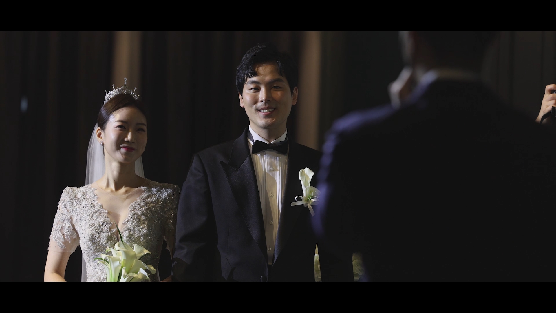 0925아바니웨딩전체스케치본.mp4_snapshot_02.06_[2021.10.11_02.18.24].jpg