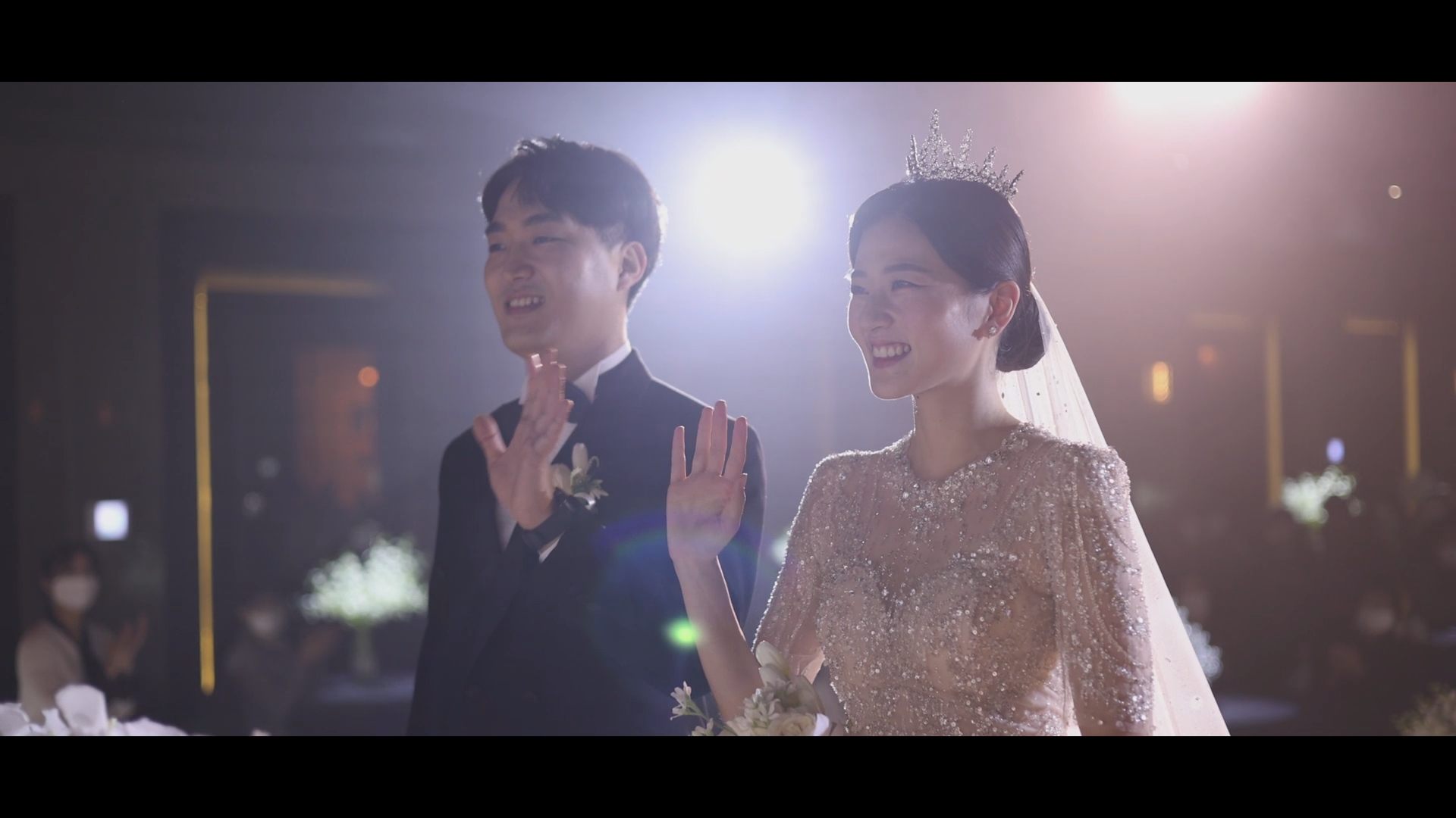 1031 김해메르시앙 웨딩영상 전체스케치.mp4_snapshot_03.36_[2022.01.10_16.36.37].jpg