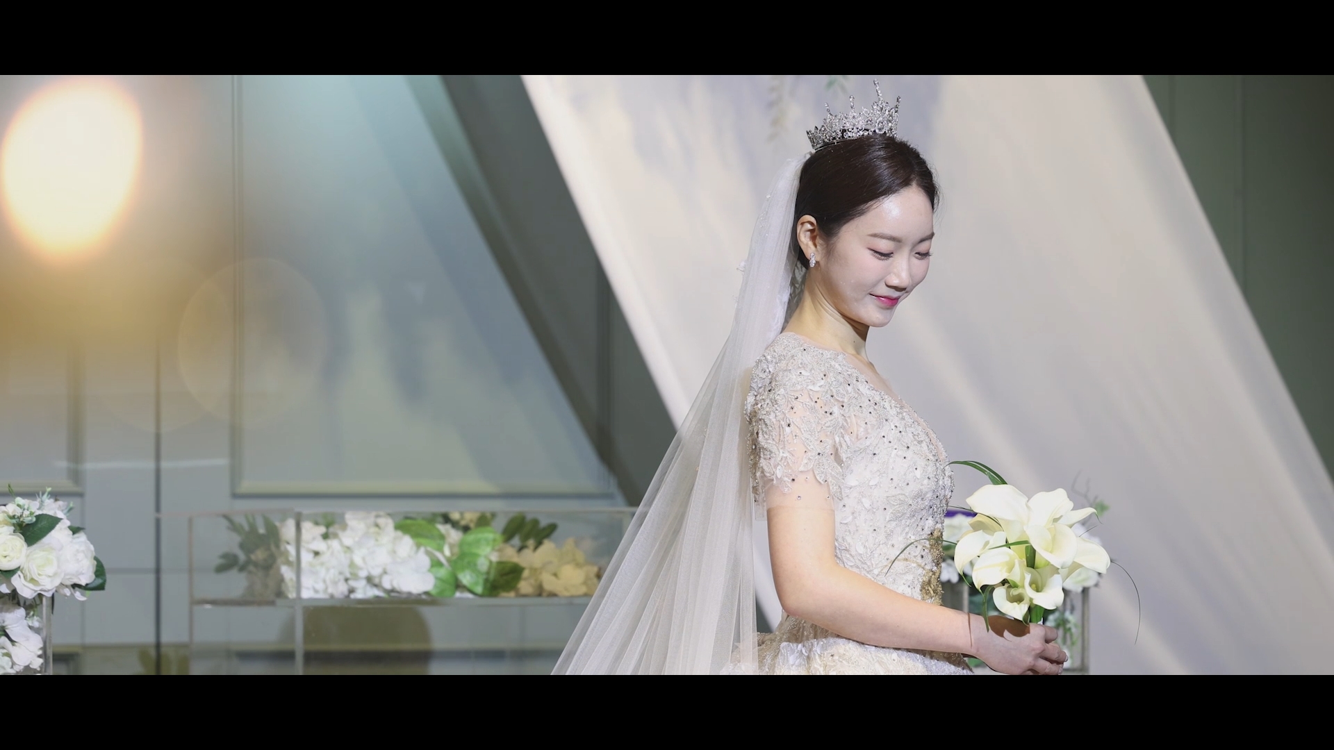 0925아바니웨딩전체스케치본.mp4_snapshot_02.56_[2021.10.11_02.18.59].jpg